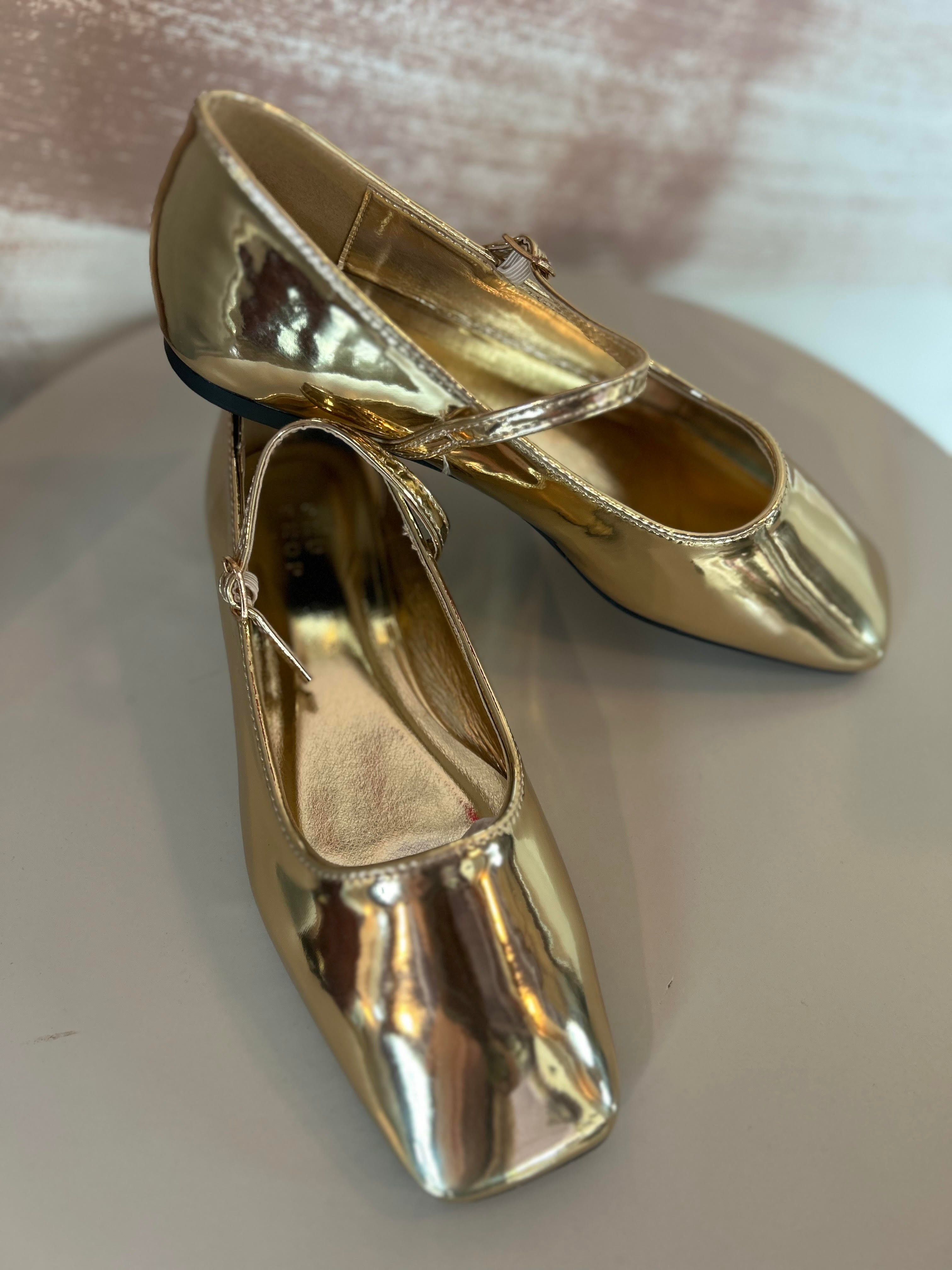 THE PERFECT MARY JANE shoe