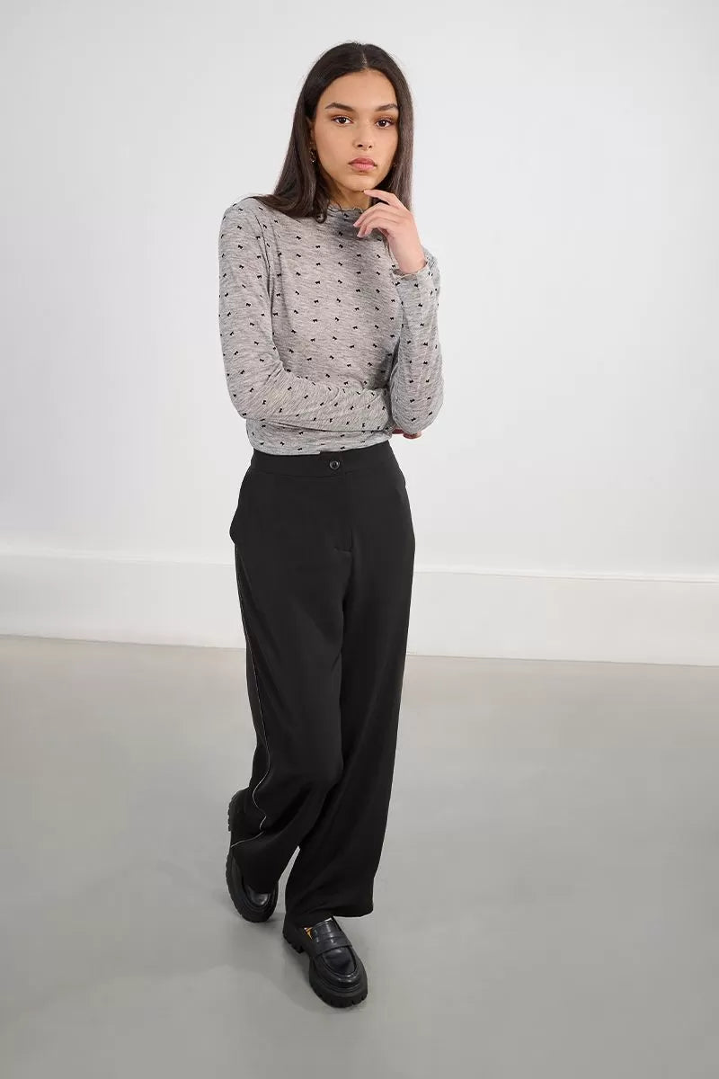 Sweetest Bow Turtleneck