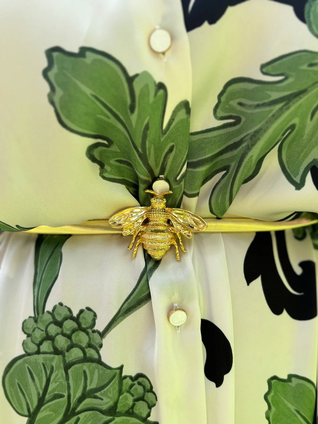 Metal Bee Stretch Belt