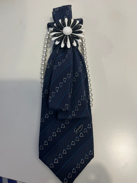 Flower Power Tie Necklace
