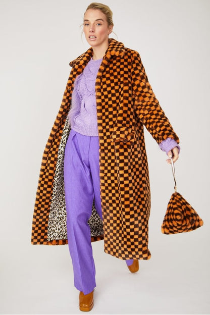 Faux Pyramid Wristlet